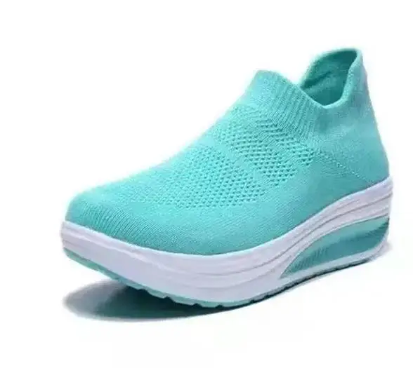 Men's shoes new summer breathable mesh casual shoes, odor resistant soft sole, versatile sports shoes, trendy shoes for men